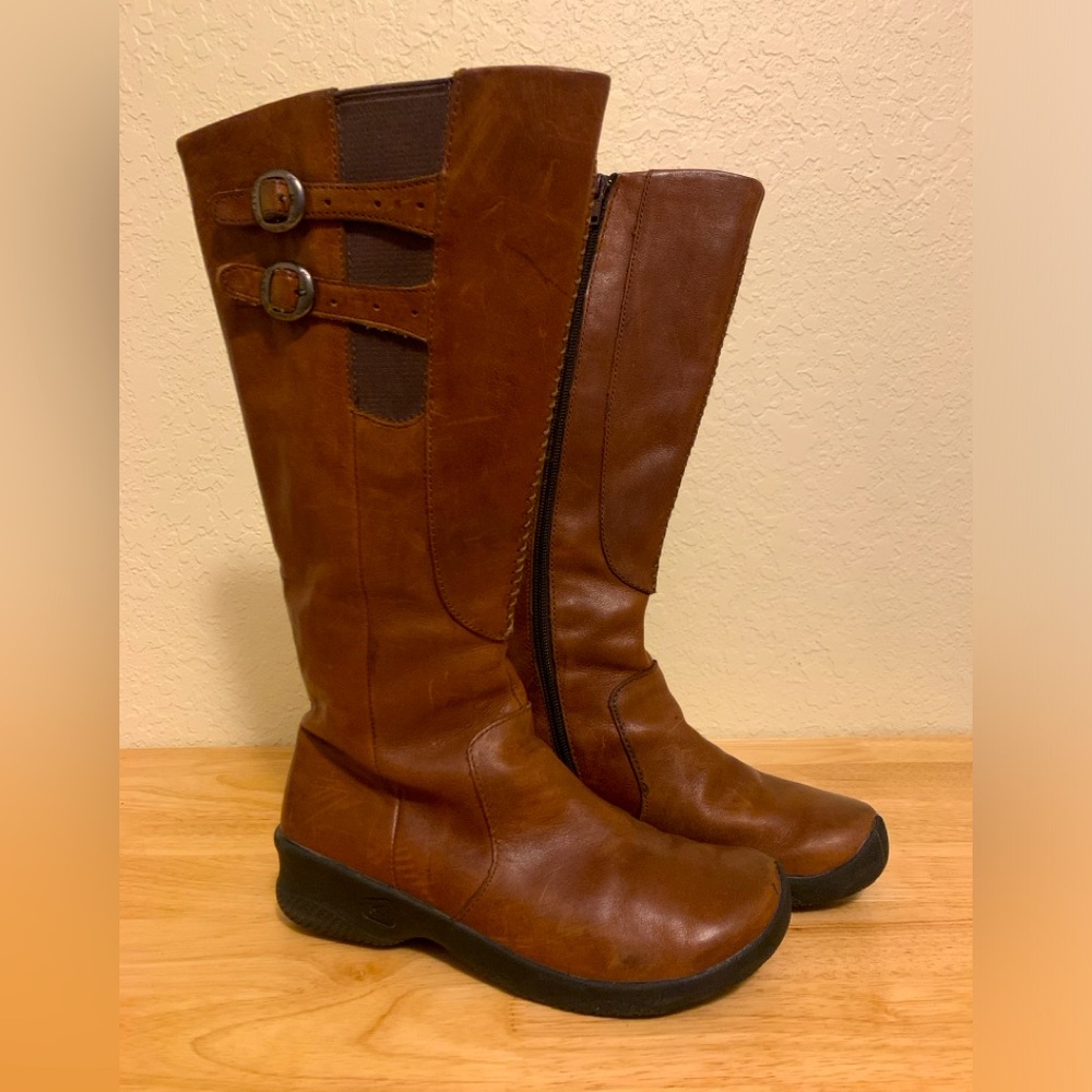 Keen Bern Baby Bern Knee High Riding Boots Women Size 6 Brown Leather Tall Zip